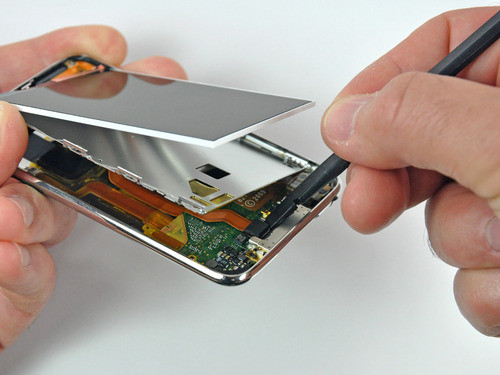 最新iPod touch 3rd多图详细拆解  最新iPod touch 3rd多图详细拆解